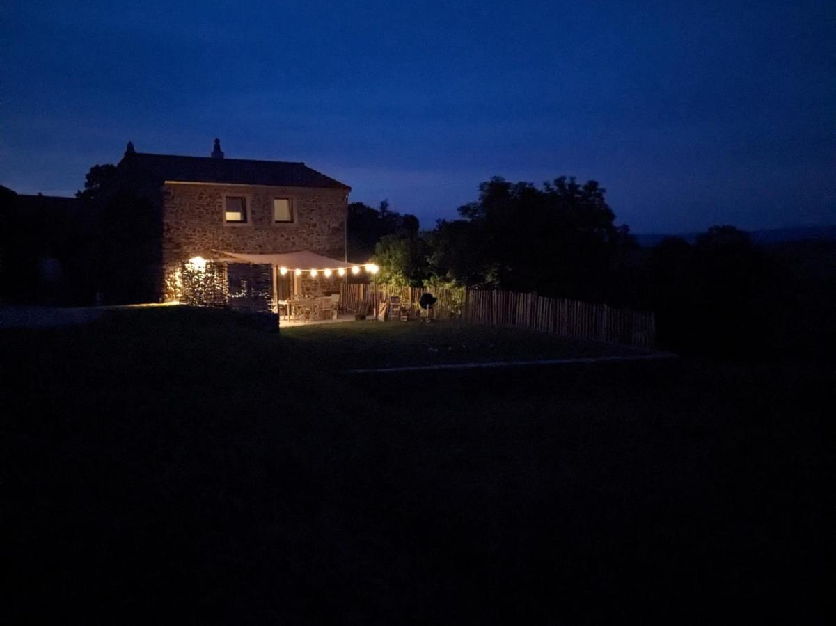 La Grange, Le Hameau Des Volcans - Deconnexion Face A La Vue Saint-Just-pres-Brioude Exterior photo